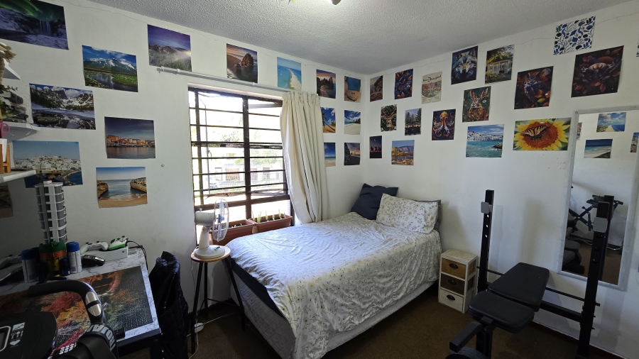 2 Bedroom Property for Sale in Dennesig Western Cape